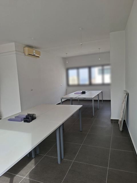 Office for rent in Hamra, Beirut - photo 3