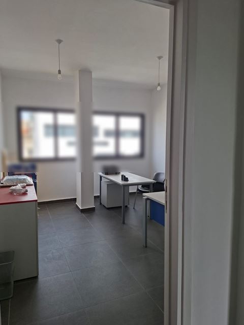 Office for rent in Hamra, Beirut