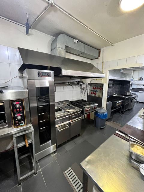 Restaurant for rent in Badaro, Beirut - photo 3