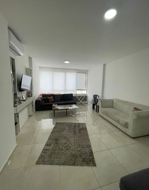 Furnished apartment for sale in Forn el chebak, Baabda - photo 2