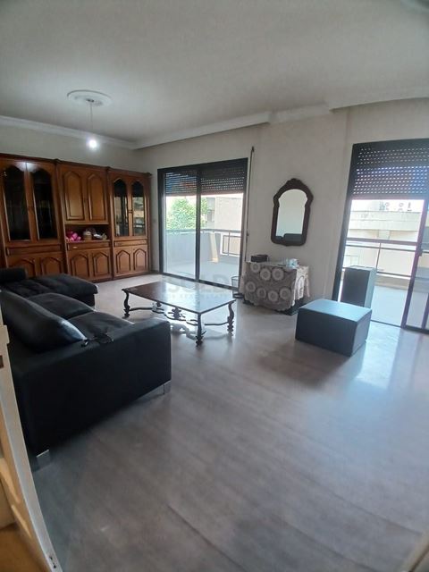 Apartment with a terrace for rent in Rabweh, Metn - photo 2