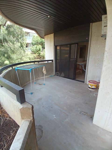 Apartment with a terrace for rent in Rabweh, Metn - photo 3