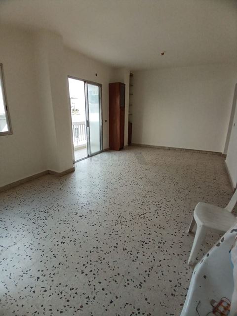 Apartment for sale in Karm El Zeitoun, Beirut - photo 3
