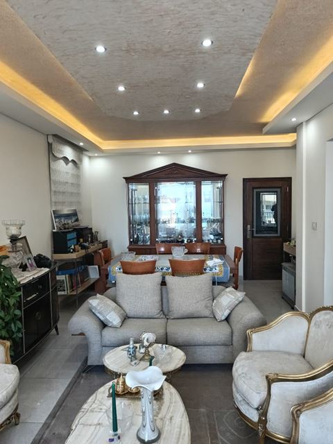 Sea-view apartment for sale in Rawche, Beirut - photo 2
