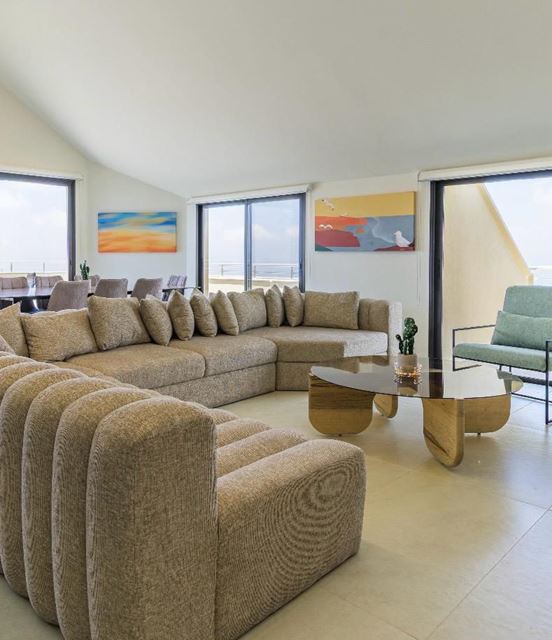 Apartment with a terrace for rent in Broumana, Metn