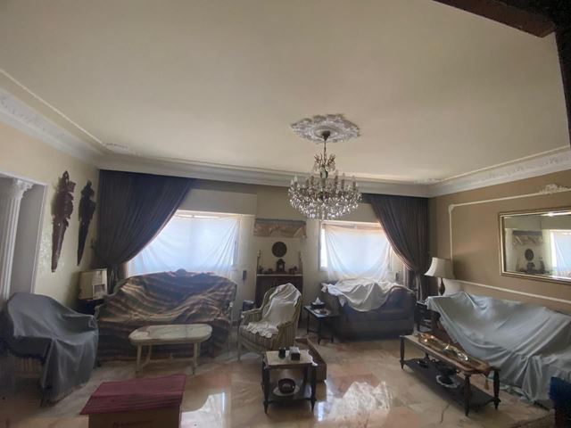Apartment with a mountain view for sale in Msaytbeh, Beirut - photo 3