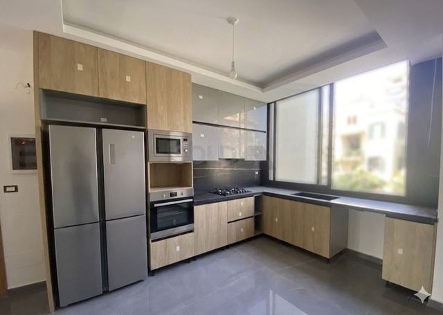 Apartment for sale in Adlieh, Beirut - photo 2