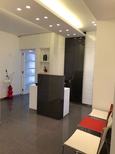 Furnished office for sale in Mirna chalouhi, Beirut - photo 2