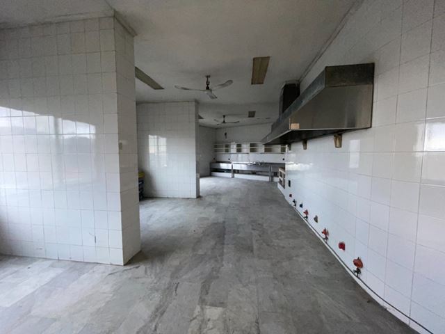 Showroom for rent in Jounieh, Keserwan - photo 3