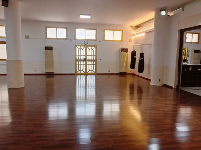 Showroom for rent in Sahel aalma, Keserwan