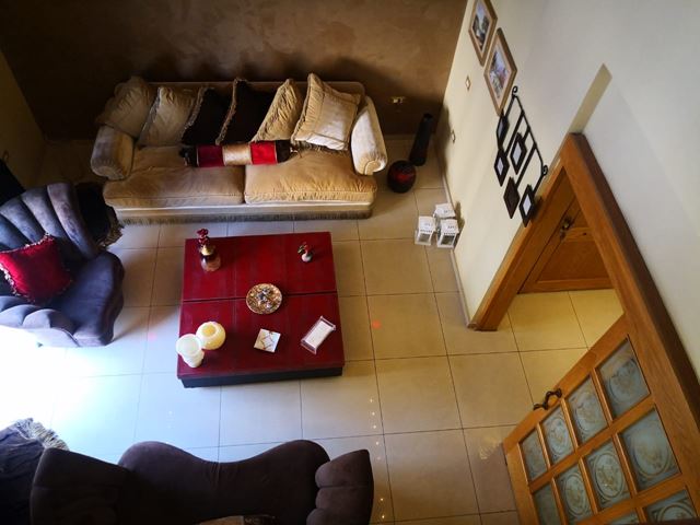 Apartment with a terrace for rent in Ain el remaneh, Baabda - photo 2