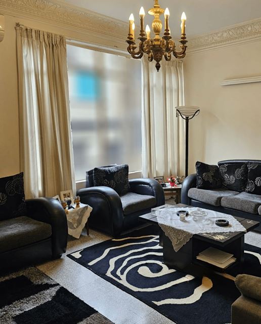 Furnished apartment for sale in Geitawi, Beirut