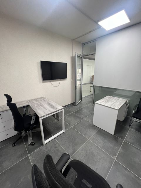 Furnished store for rent in Dbaye, Metn - photo 3