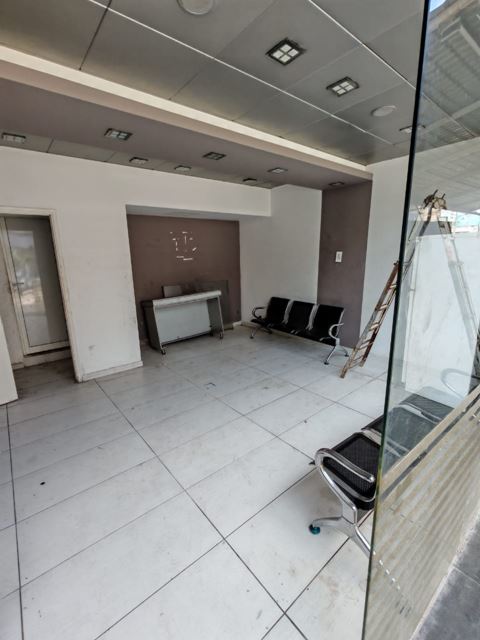 Sea-view store for rent in Kaslik, Keserwan