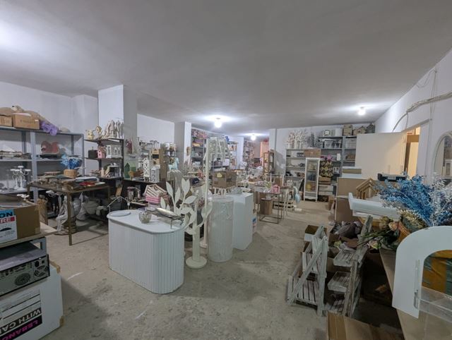 Warehouse with a terrace for sale in Tilal Ain Saade,, Metn - photo 2