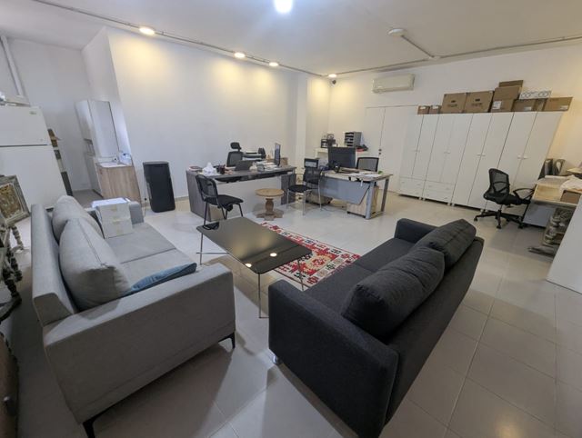 Warehouse with a terrace for rent in Tilal Ain Saade,, Metn