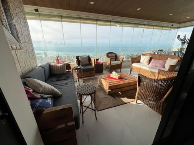 Sea-view apartment for sale in Byakout, Metn