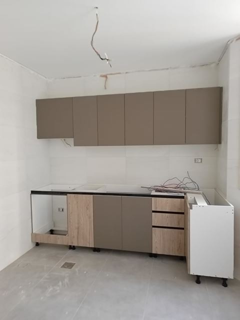 Apartment for sale in Ras el nabaa, Beirut - photo 2