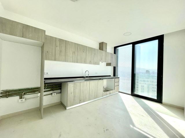 Sea-view apartment for sale in Achrafieh, Beirut - photo 3