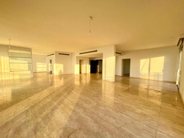Sea-view apartment for sale in Rabieh, Metn - photo 2