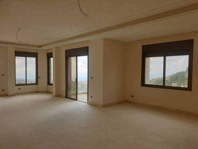 Apartment with a mountain view for sale in Aabediyeh, Aley - photo 2