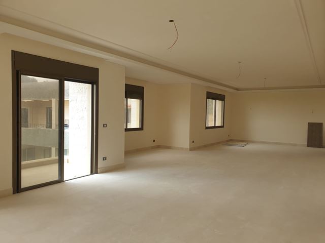 Apartment with a mountain view for sale in Aabediyeh, Aley - photo 3