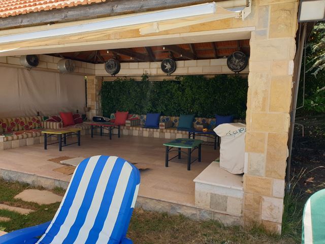 Villa with a pool for sale in Bhamdoun, Aley - photo 2