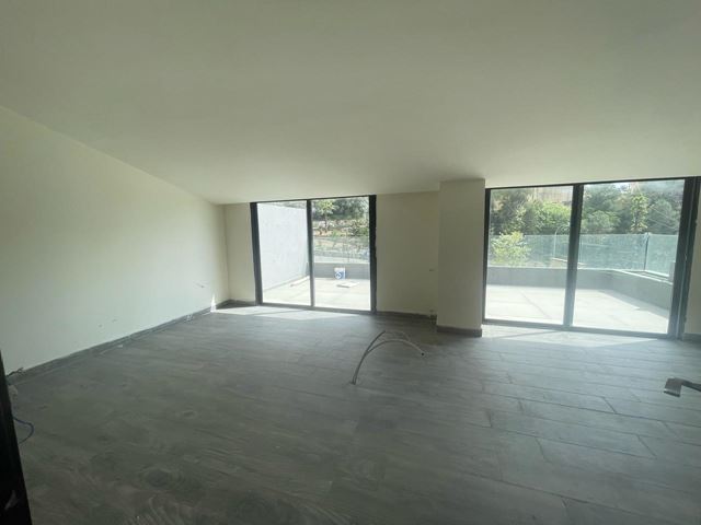 Apartment with a mountain view for sale in Mansourieh, Metn - photo 2