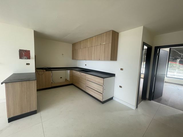 Apartment with a mountain view for sale in Mansourieh, Metn - photo 3