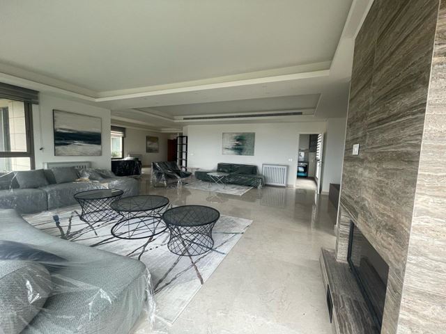 Sea-view apartment for sale in Ain Saade, Metn - photo 2