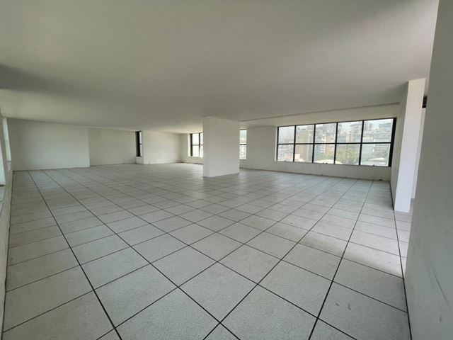Office for rent in Sin El Fil, Metn
