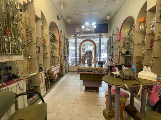 Store for sale in Zalka, Metn