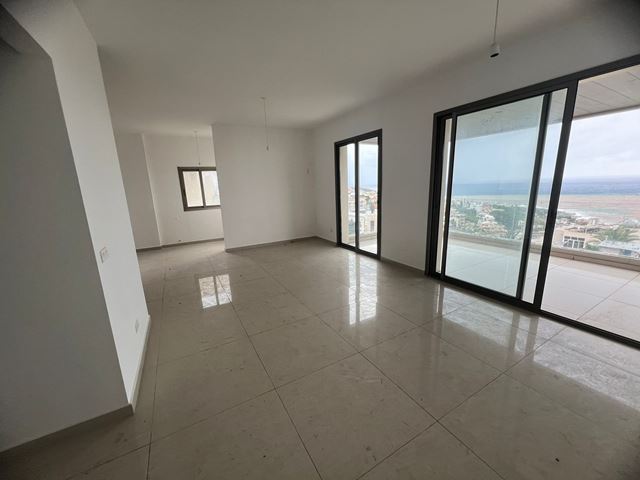 Sea-view apartment for sale in Okaybe, Keserwan