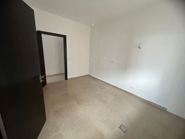 Sea-view apartment for sale in Okaybe, Keserwan - photo 3
