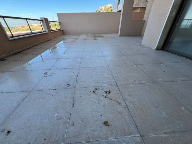 Sea-view apartment for sale in Bouar, Keserwan - photo 2