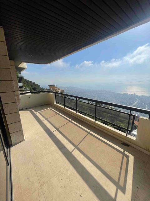 Sea-view apartment for rent in Daroun - Harissa, Keserwan