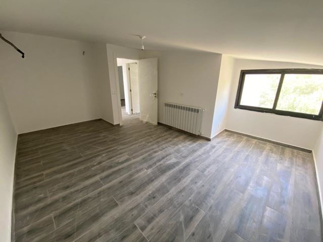 Sea-view apartment for sale in Adma, Keserwan - photo 2