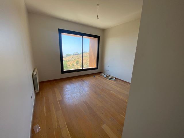 Apartment with a mountain view for sale in Fakra, Keserwan - photo 2