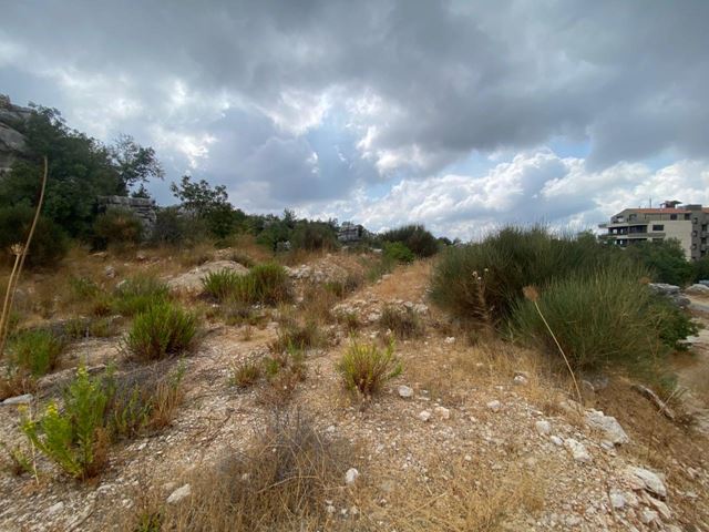 Land with a mountain view for sale in Faytroun, Keserwan - photo 2