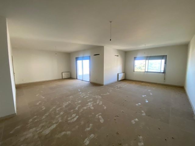 Sea-view apartment for sale in Zouk mikhayel, Keserwan - photo 2