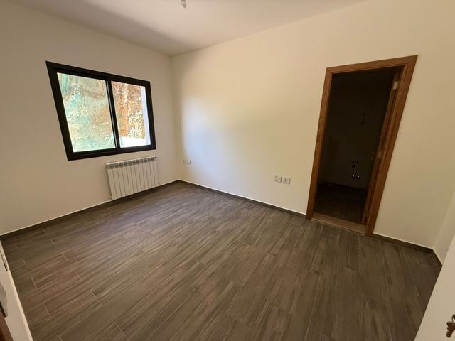 Apartment with a garden for sale in Faraya, Keserwan - photo 3