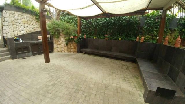 Villa with a terrace for sale in Sehayli, Keserwan