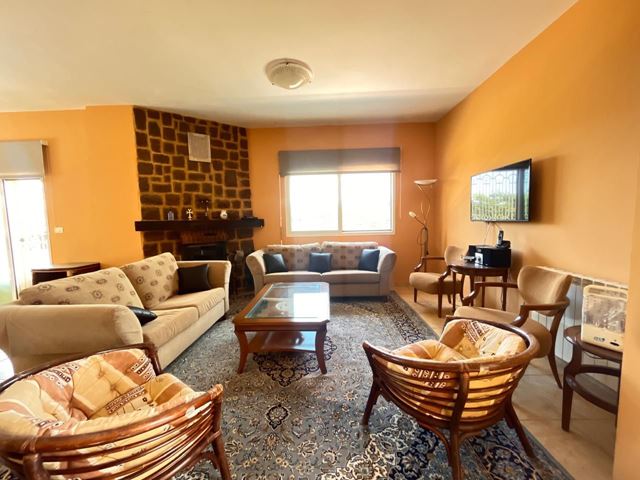 Sea-view villa for sale in Ashkout, Keserwan - photo 2