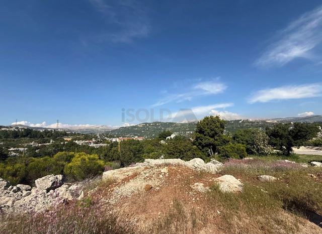 Land with a mountain view for sale in Faytroun, Keserwan - photo 2