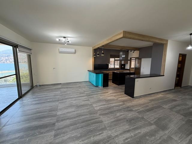 Sea-view apartment for rent in Kaslik, Keserwan