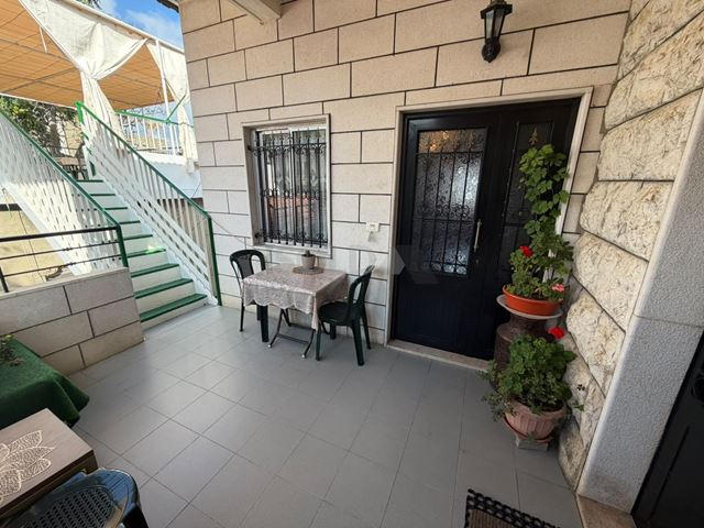 House with a mountain view for sale in Faytroun, Keserwan - photo 3