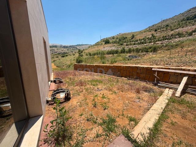 Chalet with a terrace for sale in Fakra, Keserwan - photo 2