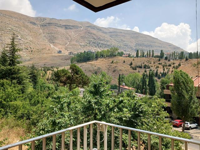 شاليه بإطلالة على الجبل للبيع في فاريا، كسروان - صورة 3