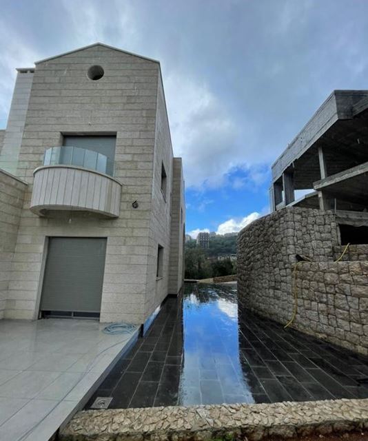 Villa with a terrace for sale in Ajaltoun, Keserwan