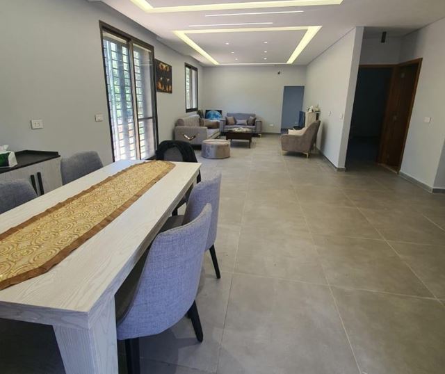 Villa with a garden for sale in Ashkout, Keserwan